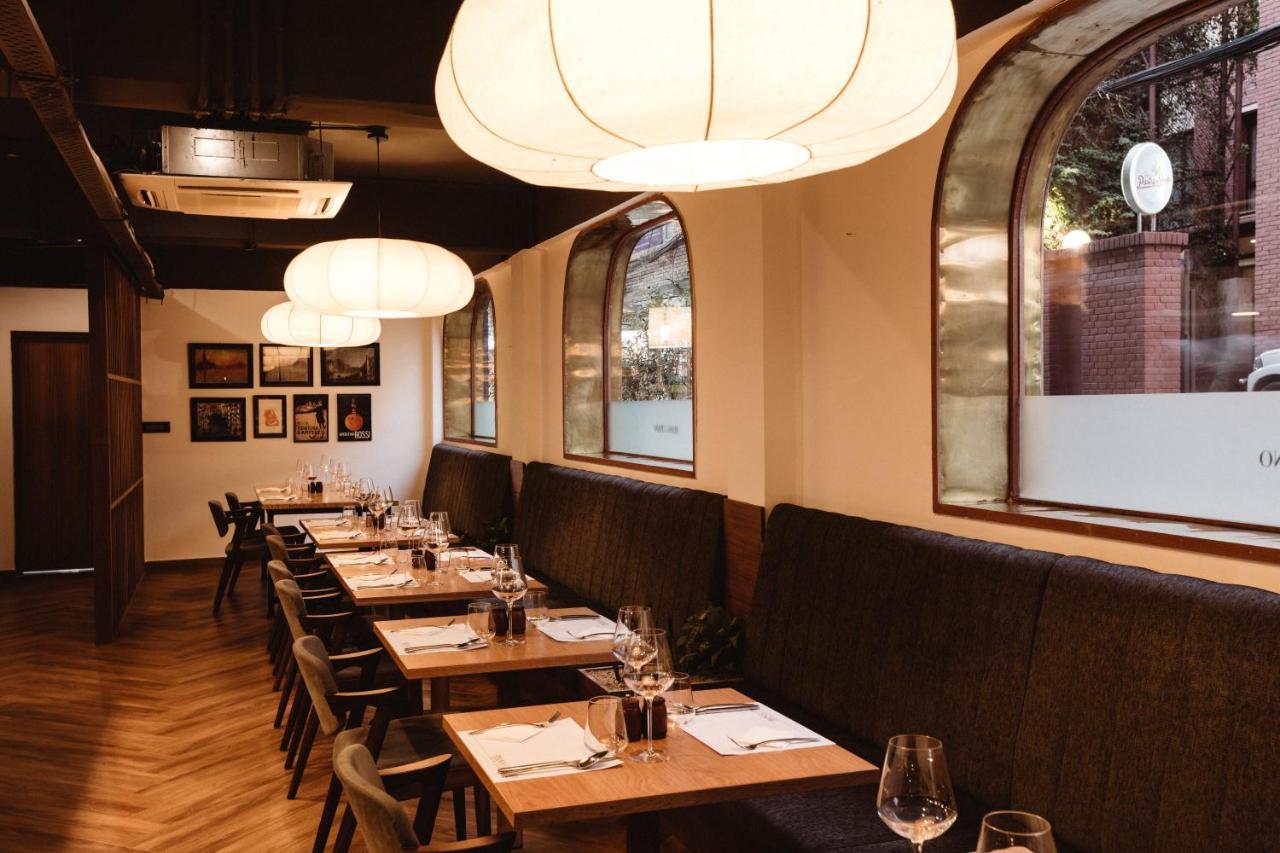 Nomad Hotel Lazimpat Катманду Экстерьер фото