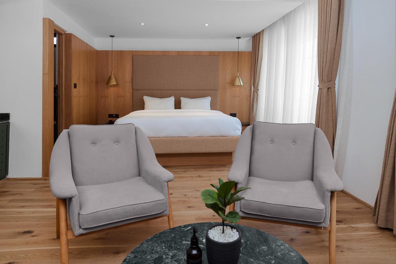 Nomad Hotel Lazimpat Катманду Экстерьер фото