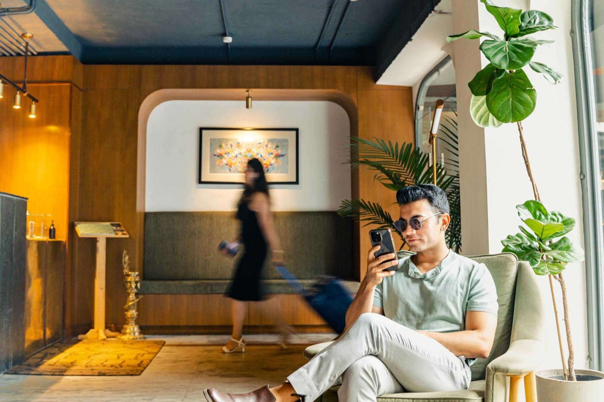 Nomad Hotel Lazimpat Катманду Экстерьер фото