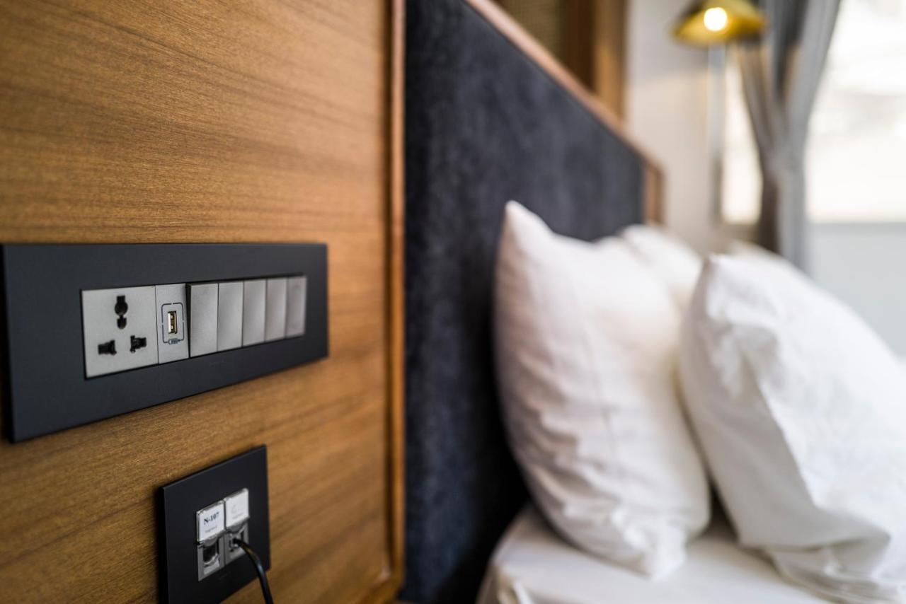 Nomad Hotel Lazimpat Катманду Экстерьер фото
